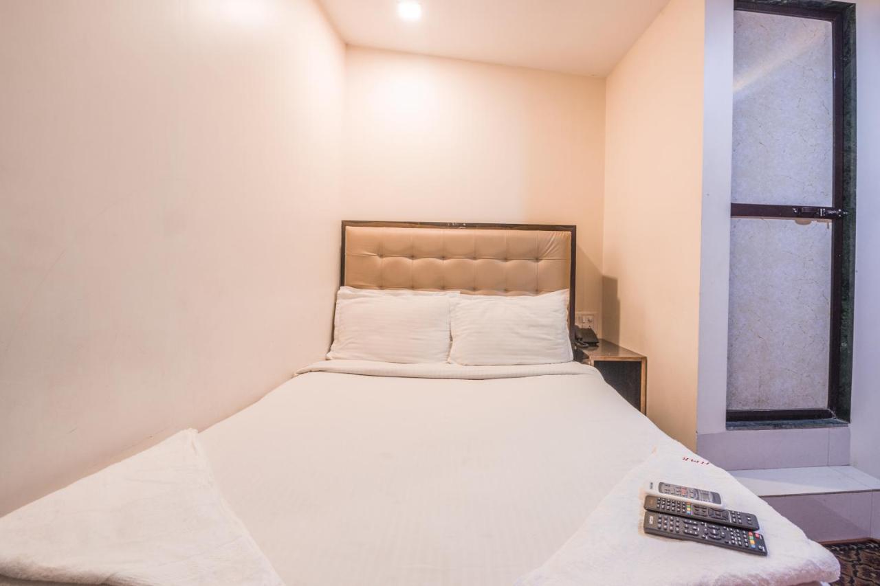 Hotel Mantra Residency มุมไบ ภายนอก รูปภาพ